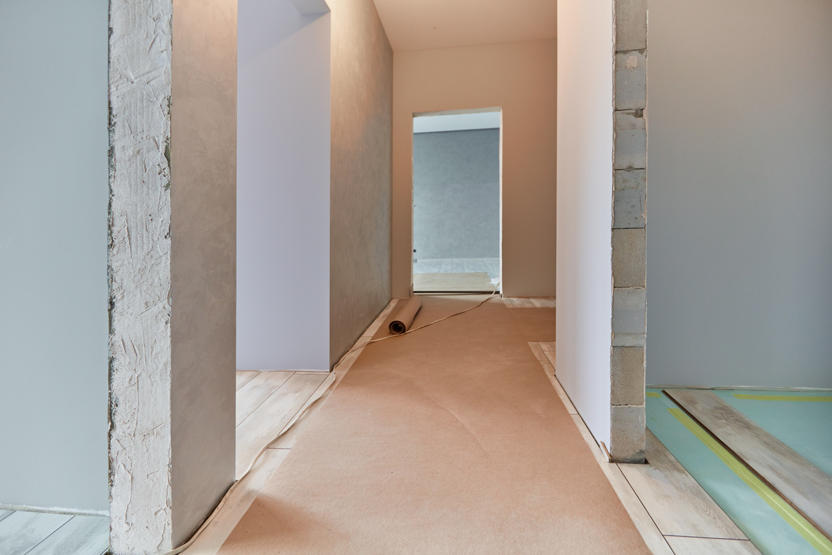 Cloisons et faux plafonds : l'art de l'aménagement intérieur